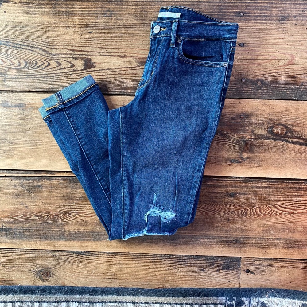levi’s 711 skinny jeans